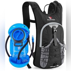 NWT RockRain 2L insulated hydration pack camelback